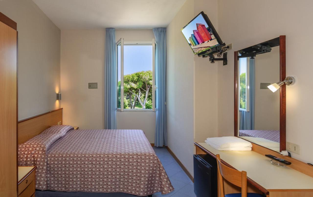 Hotel Sogno Viareggio Kültér fotó