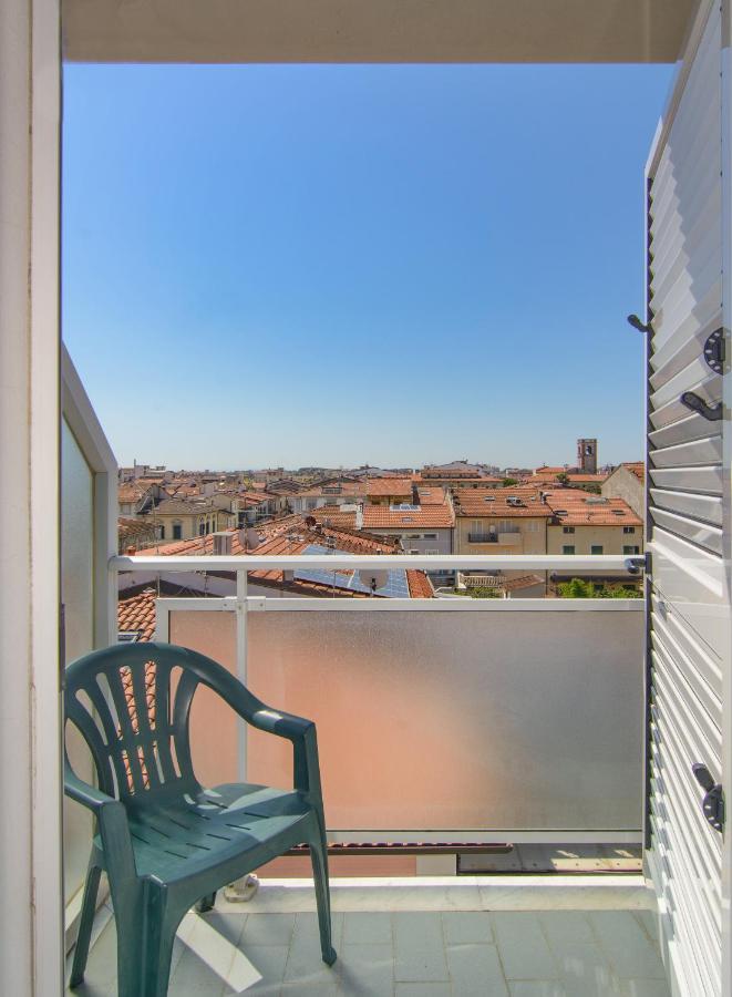 Hotel Sogno Viareggio Kültér fotó