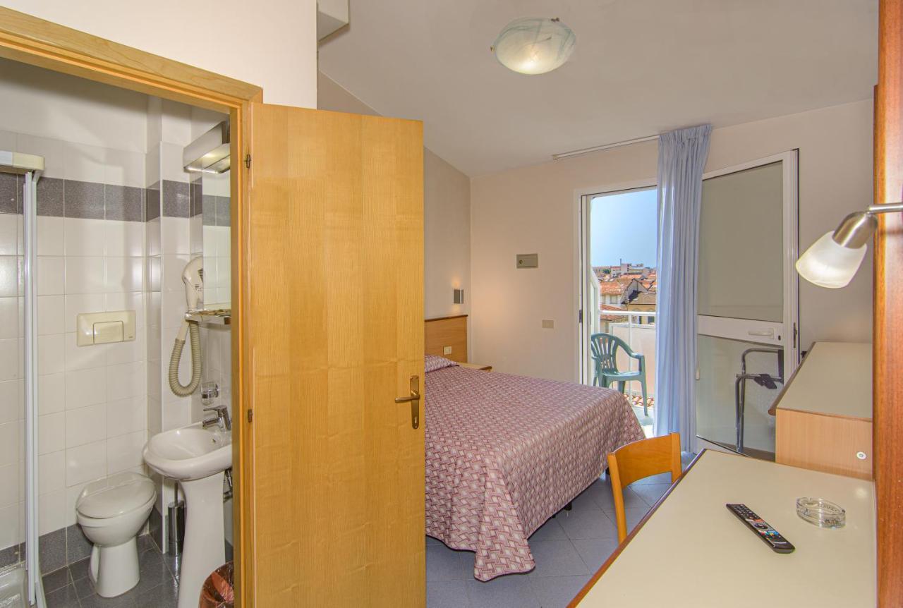 Hotel Sogno Viareggio Kültér fotó