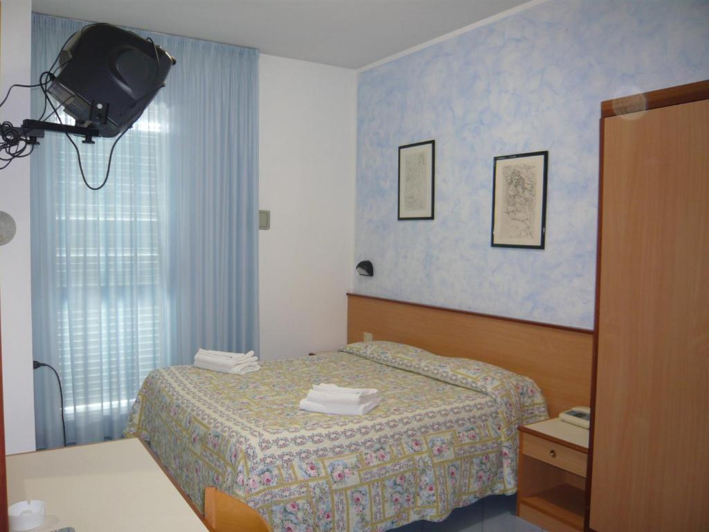 Hotel Sogno Viareggio Szoba fotó