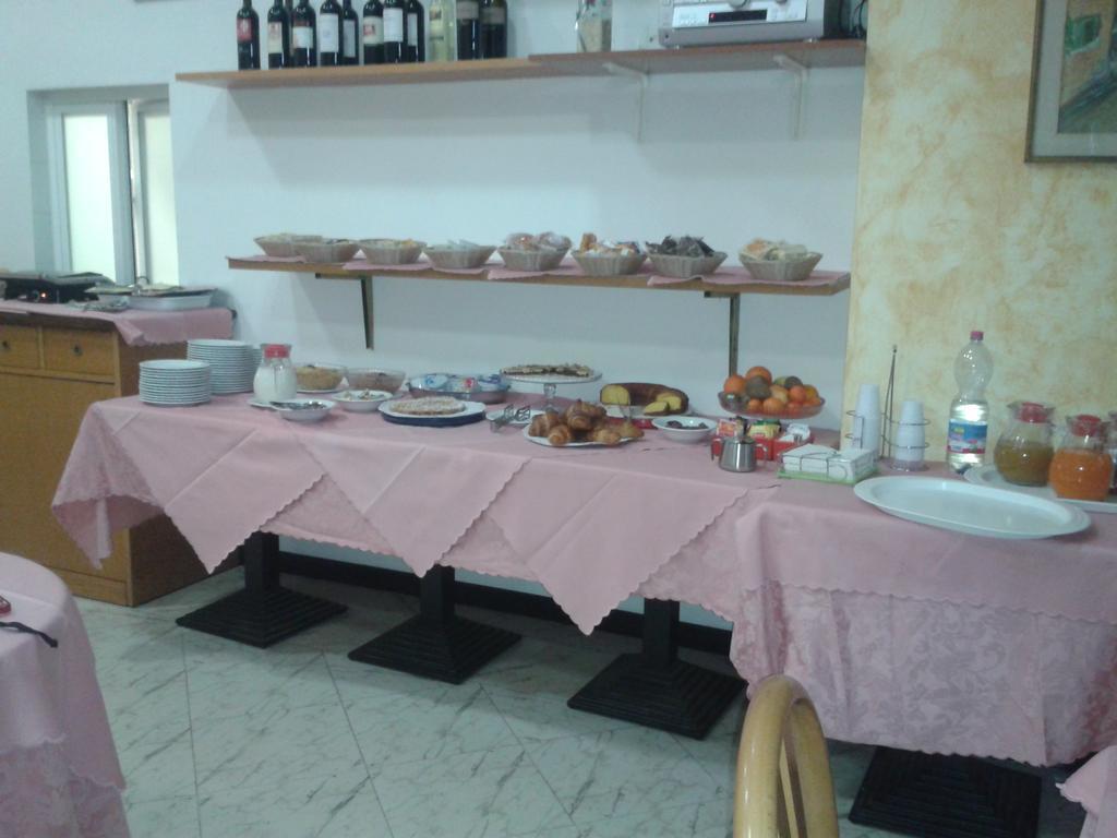 Hotel Sogno Viareggio Kültér fotó
