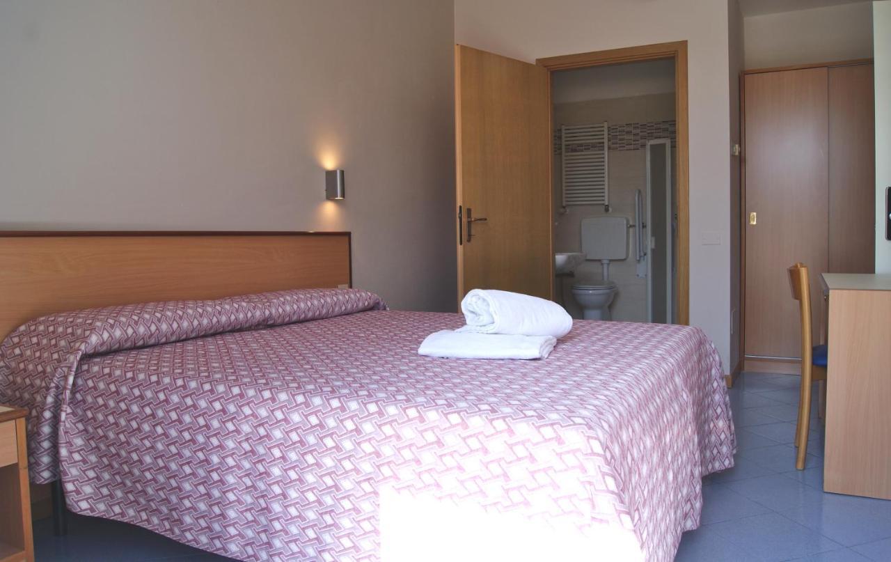 Hotel Sogno Viareggio Kültér fotó
