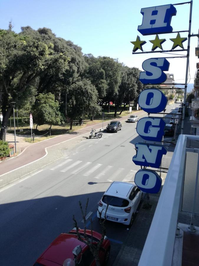 Hotel Sogno Viareggio Kültér fotó